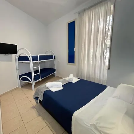 Romeo's Maison Apartament *